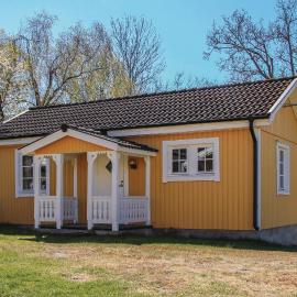 Lovely Home In Ronneby, viešbutis mieste Ronebis