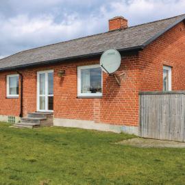 3 Bedroom Lovely Home In Bunkeflostrand