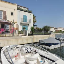 Nice Home In Aigues-Mortes With House Sea View, hotel in Aigues-Mortes