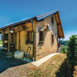One-Bedroom Holiday Home In Hrnjanec โรงแรมในHrnjanec