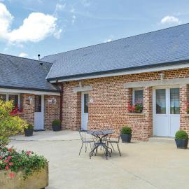 3 Bedroom Awesome Home In Roisel, hotel in Roisel