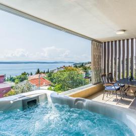 Abalone Apartments, hotel v Dramalji