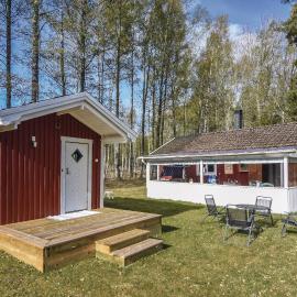 Holiday Home Geterud Hammarö, hotell i Hammarö