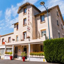 Les Messageries: Saint-Flour şehrinde bir otel