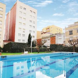 4 Bedroom Awesome Apartment In Pineda De Mar
