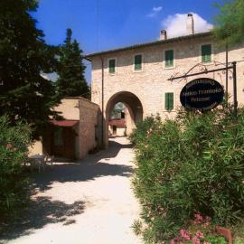 폴리뇨에 위치한 호텔 Agriturismo "Antico Frantoio"