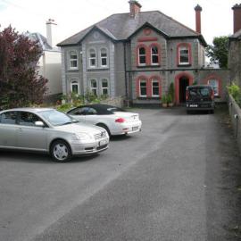 Dun Aoibhinn Guest Accommodation, hotel a Galway