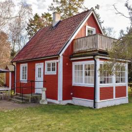 Two-Bedroom Holiday Home In Hollviken: Höllviken şehrinde bir otel