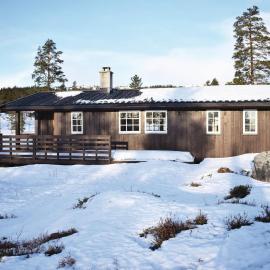 Four-Bedroom Holiday Home In Eggedal, hotel en Eggedal
