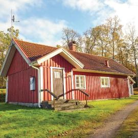 Amazing Home In Hästveda With Wifi, hotel in Hästveda