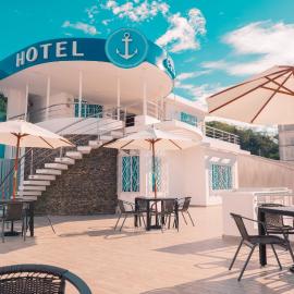 Hotel Casa Arnaldo "Esmeraldas", ξενοδοχείο στην Εσμεράλδας