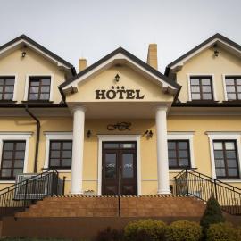 Hotel Rytwiany, хотел в Rytwiany