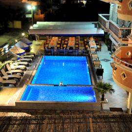 Aparthotel Villa Primafila