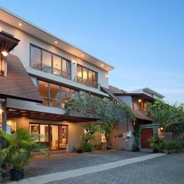 Puri Sabina Bed & Breakfast, Hotel in Jimbaran