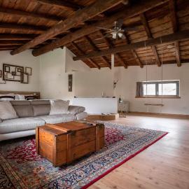 foresteria stazzona, Hotel in Villa di Tirano