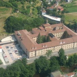 Parador de Corias – hotel w mieście Cangas del Narcea