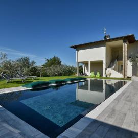 Verdeulivo Relax Home - Ruculì Hospitality, ξενοδοχείο σε Tignale
