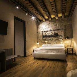 Edward Rooms & Wellness B&B, hotell i Trani