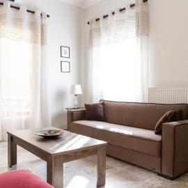 PANOS HOUSE, hôtel à Kiato