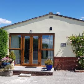 Rosehip Cottage, hotel in Somerton