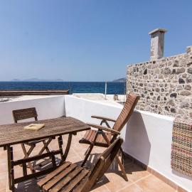 Nisyros Views โรงแรมในMandrakion