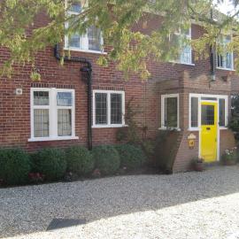 Hatsue Guest House: Camberley şehrinde bir otel