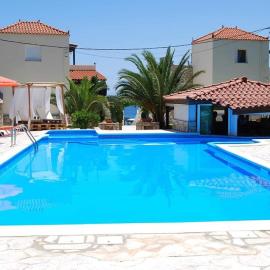 Ilaira Apartments, hotel em Khránoi