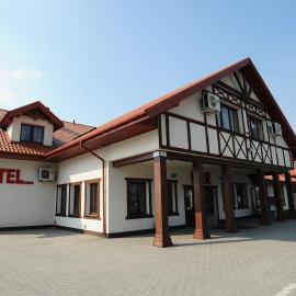 Maciejowa Chata Stare Lubiejewo, hotel u gradu Ostrov Mazovjecka