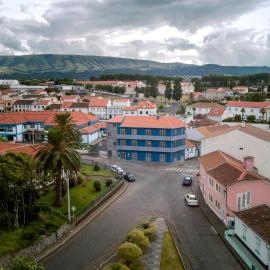 ZIGZAG HOSTEL, hotel em Praia da Vitória