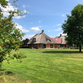 Landgoed De Blaauwe Blaer, hotel in Hall