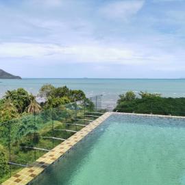ดิ แอมเบอร์, hotel v destinaci Bang Sare