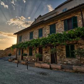 Due Torri – hotel w mieście San Severino Marche