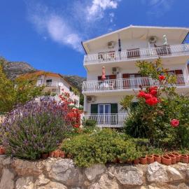 Apartments Palmero, hotel in Gradac