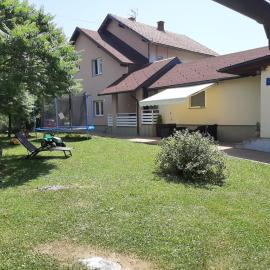 Apartment King, hotel in Seliste Dreznicko