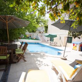 Casa dos Limoeiros, hotel a Évora