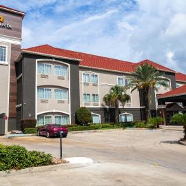 La Quinta by Wyndham Houston East at Normandy – hotel w mieście Houston