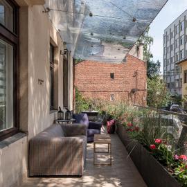 M Terrace - Spacious City Center Apartment with Free Parking, מלון בקובנה