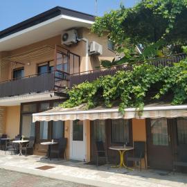 Accomodation Pertout, отель в Новой-Горице