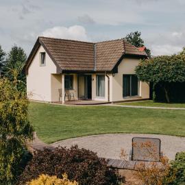 Garden Apartment, хотел в Сесис