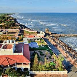 Neemrana's - Bungalow on The Beach, hotel u gradu Tarangambādi
