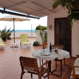 Vivelorural Ático y terraza en El Risco de Agaete