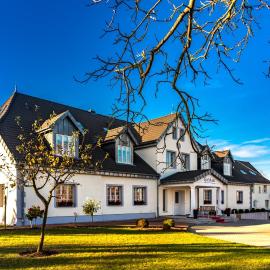 Pension und Restaurant Gutshaus Kaltenhof, hotel v destinácii Kaltenhof