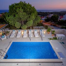 Villa Moderna Family Friendly