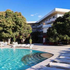 Solar das Mangueiras, hotel u gradu Bareiras