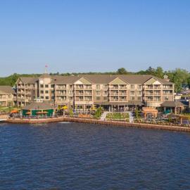 Chautauqua Harbor Hotel - Jamestown, hotel Celoronban