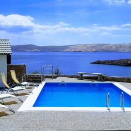 Villa Mihaela - Apartment Ana, ξενοδοχείο σε Cesarica