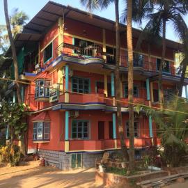 Nimmu Guest House & Restaurant Gokarna, hotel in Gokarna