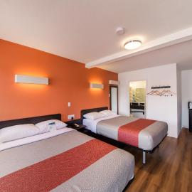 Motel 6 Cranbrook, hotel en Cranbrook