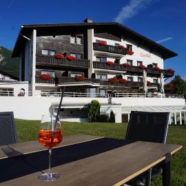 Hotel Egerthof B&B, готель у місті Зефельд-ін-Тіроль