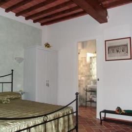 Fra I Mesi, hotel ad Ambra